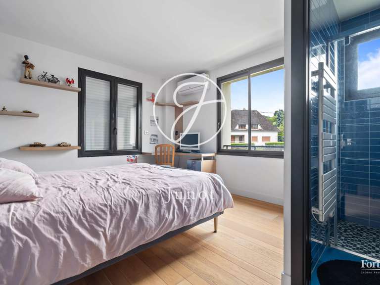 Maison Villejust - 7 chambres - 380m²