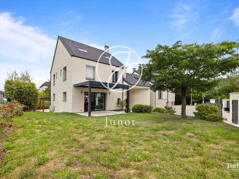 Maison Villejust - 7 chambres - 380m²