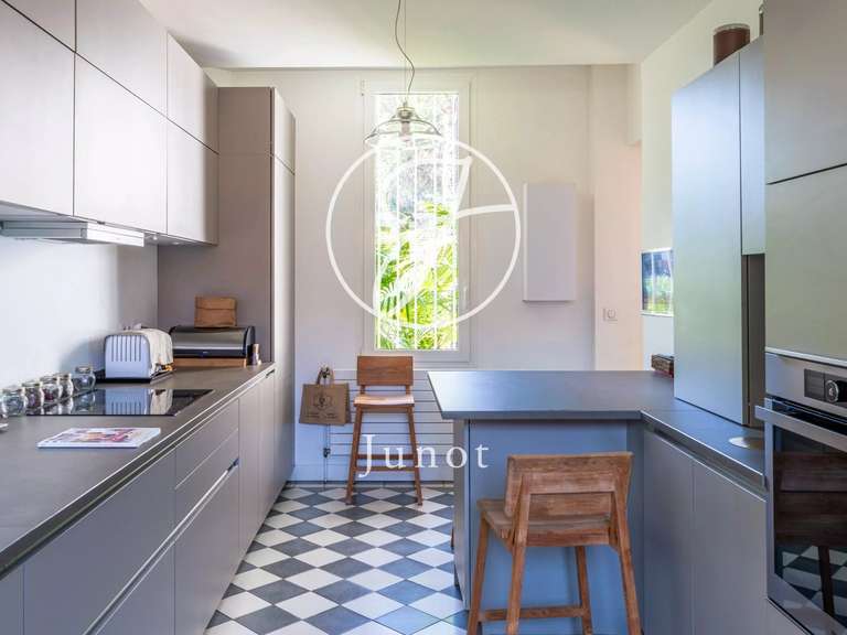 House Arcachon - 8 bedrooms - 262m²