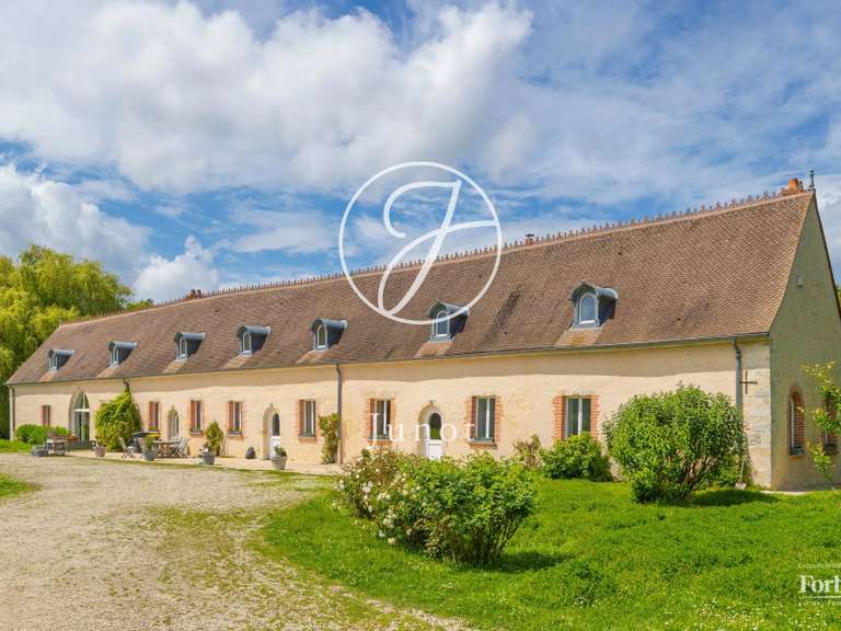 Maison Beaune-la-Rolande - 6 chambres - 350m²
