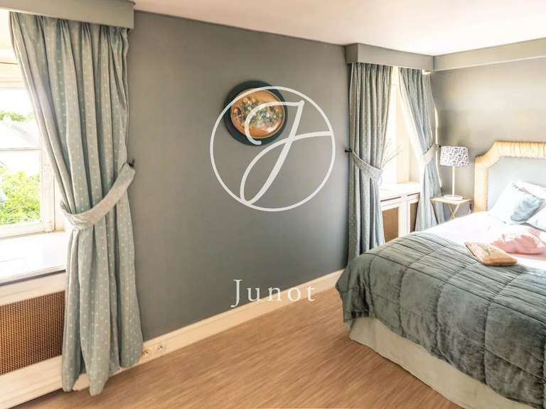 Propriété Maincy - 7 chambres - 659m²