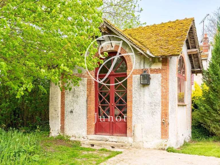 Maison Coulommiers - 4 chambres - 511m²