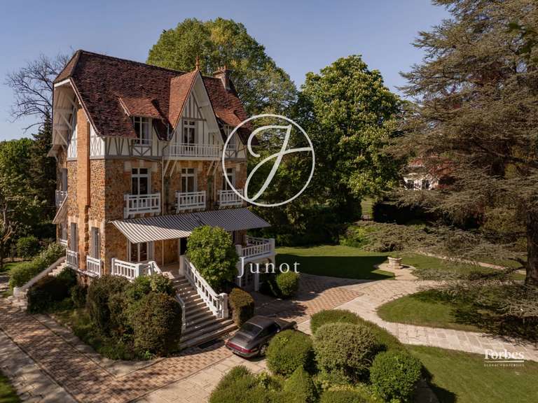 Maison L'Isle-Adam - 12 chambres - 421m²