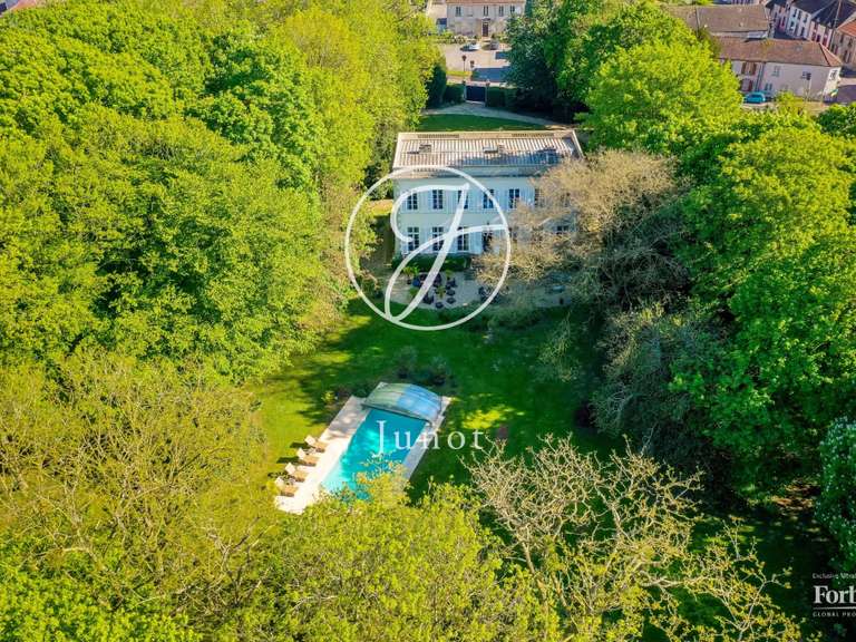 Maison Provins - 4 chambres - 297m²