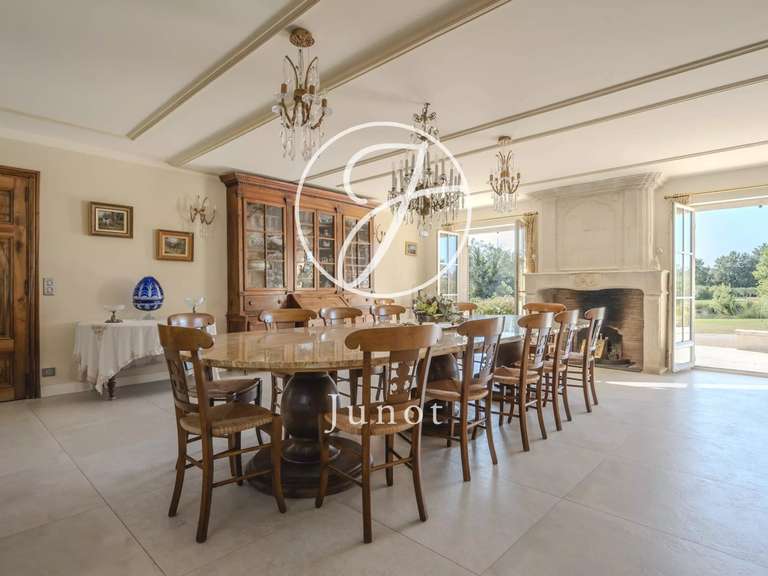 Maison Arles - 9 chambres - 542m²