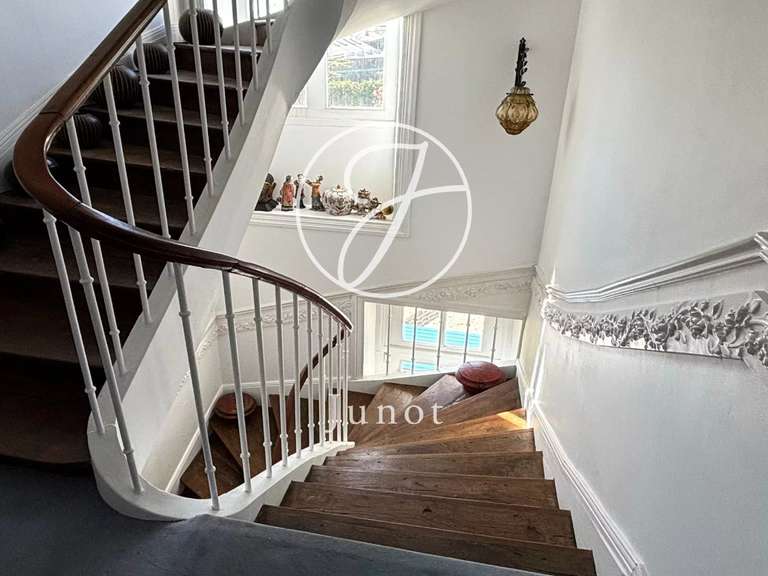 Maison Grand-Champ - 7 chambres - 302m²