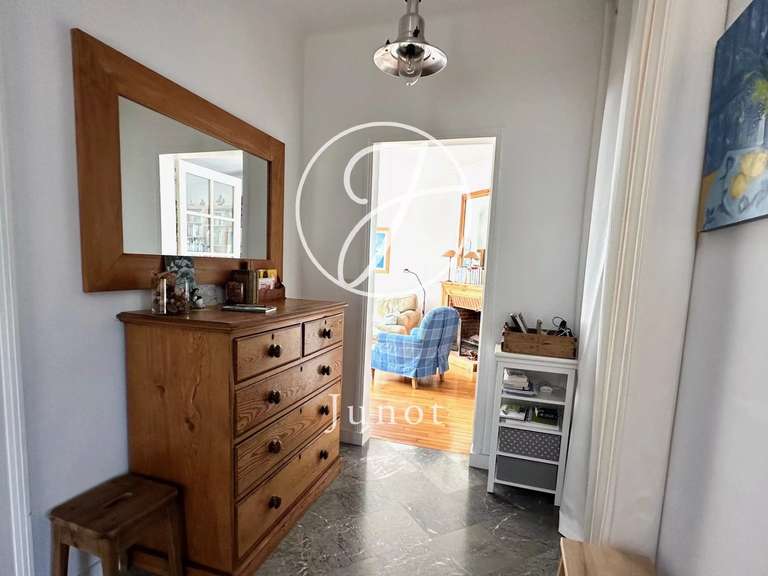 Maison Vannes Centre Ville - 5 chambres - 218m²