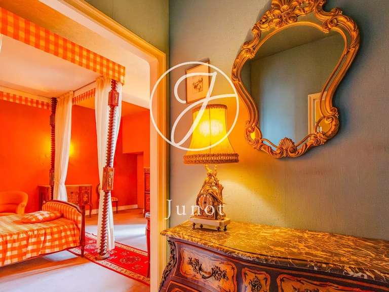 House Rennes Gare - 5 bedrooms - 663m²