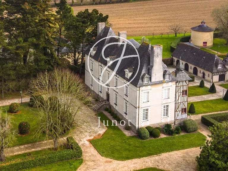 House Rennes Gare - 5 bedrooms - 663m²