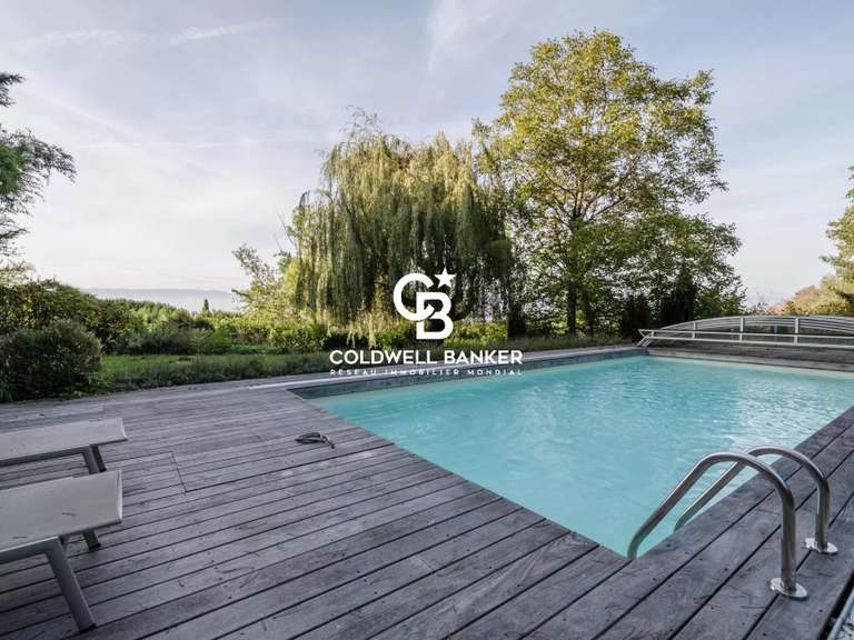 Maison Vétraz-Monthoux - 6 chambres - 190m²
