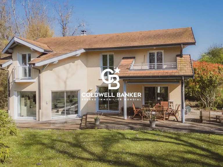 Maison Messery - 5 chambres - 173m²