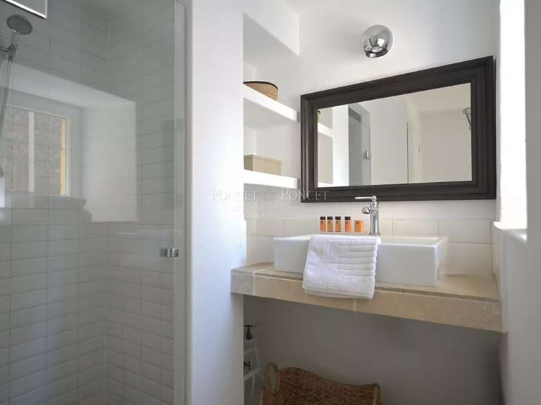 Maison Uzès - 13 chambres - 795m²