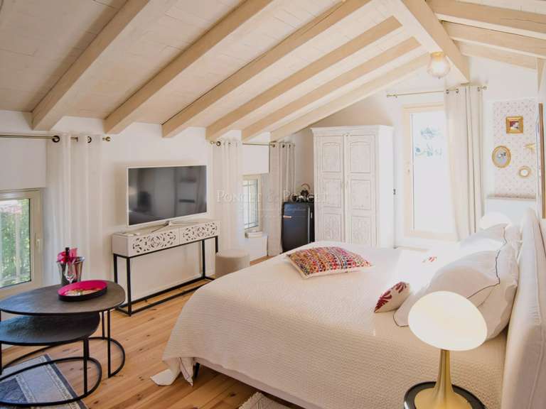 Maison Uzès - 6 chambres - 359m²