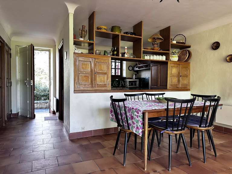 Maison Uzès - 4 chambres - 206m²