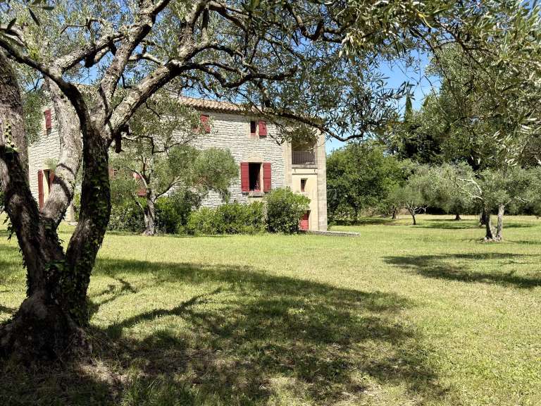 Maison Uzès - 4 chambres - 206m²