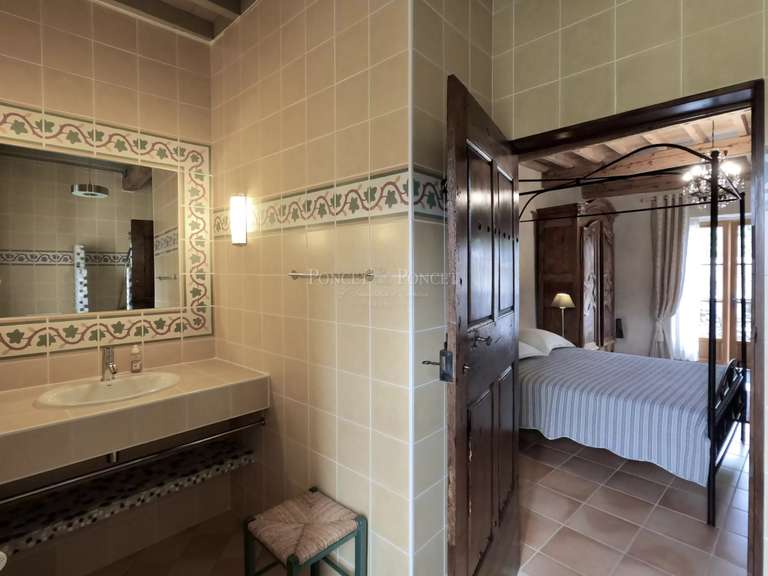 Maison Barjac - 9 chambres - 394m²