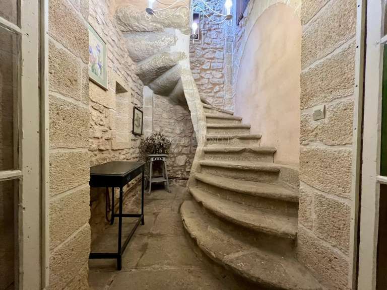 Maison Aigaliers - 5 chambres - 263m²