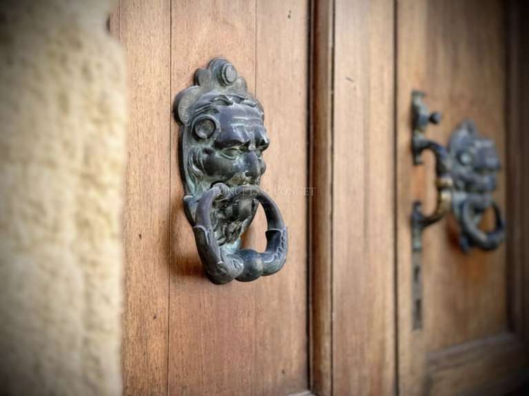 Maison Uzès - 4 chambres - 241m²