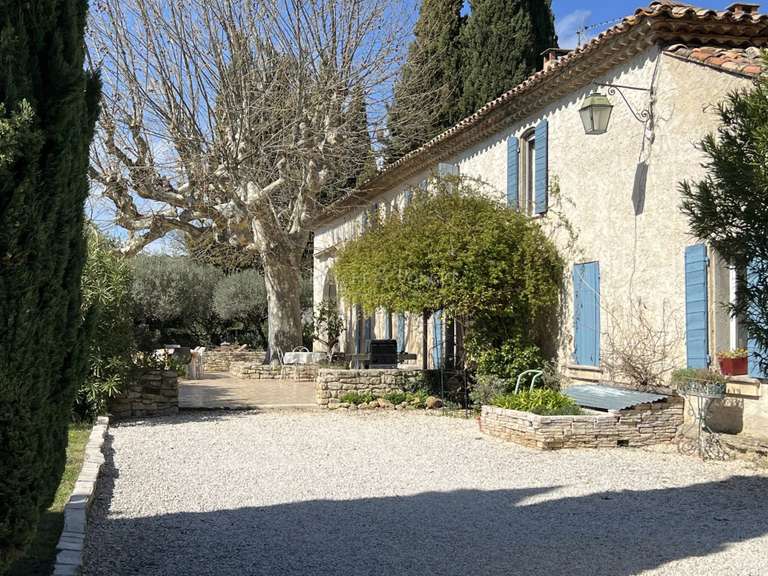 House Uzès - 8 bedrooms - 360m²