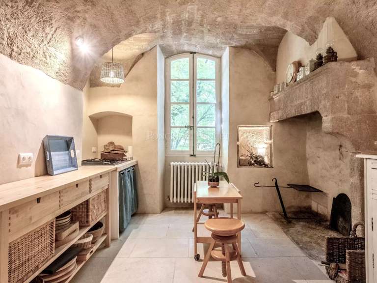 Maison Uzès - 5 chambres - 328m²