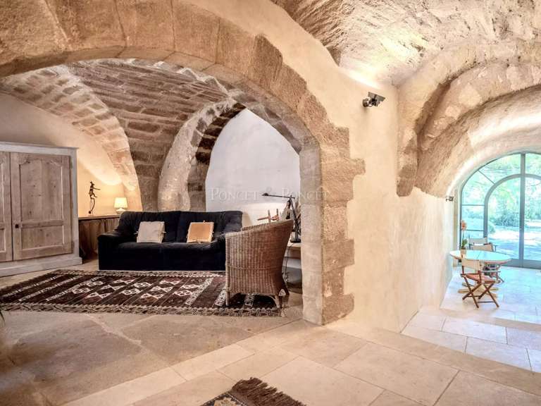 Maison Uzès - 5 chambres - 328m²