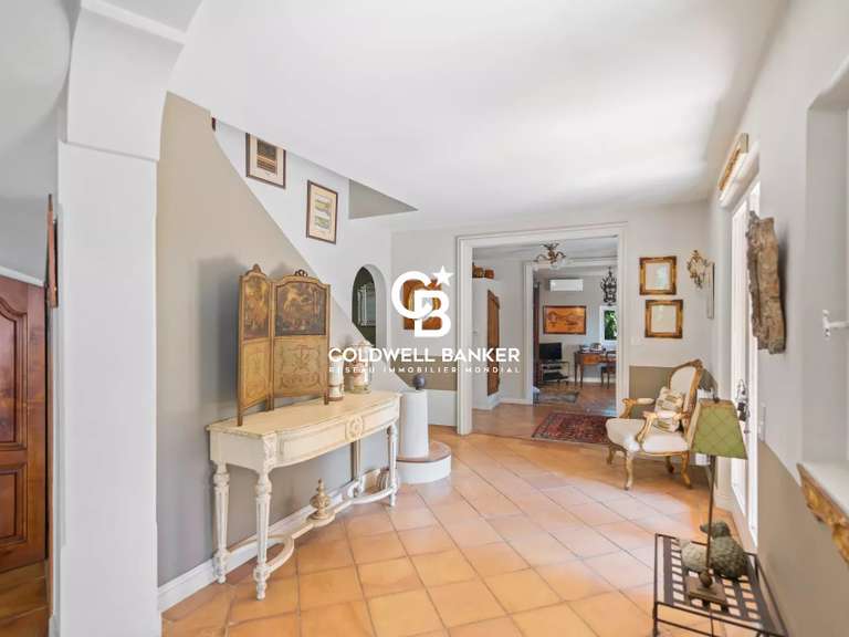 House with Sea view Sanary-sur-Mer - 3 bedrooms - 226m²