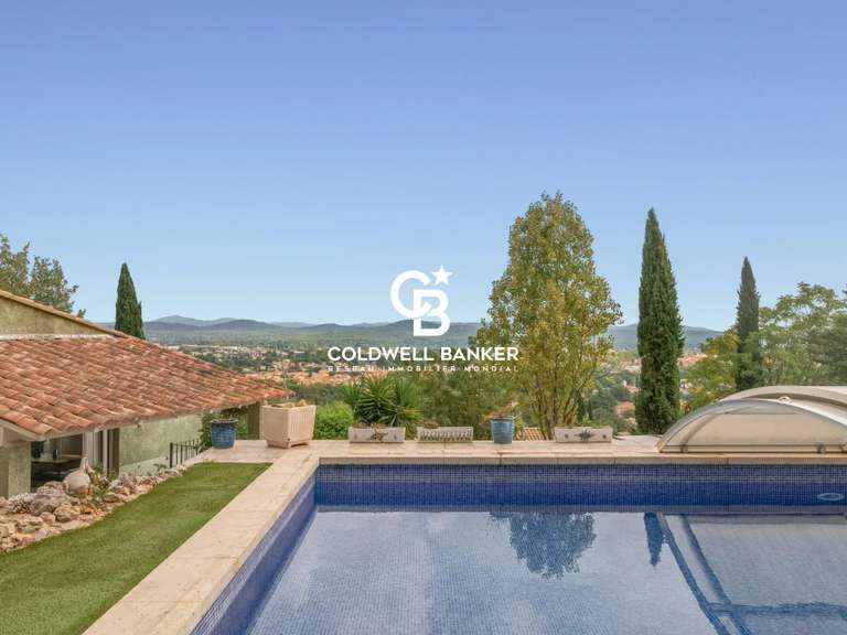 Maison Solliès-Ville - 3 chambres - 126m²