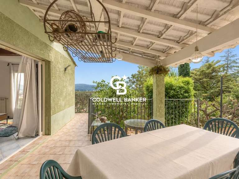 Maison Solliès-Ville - 3 chambres - 126m²