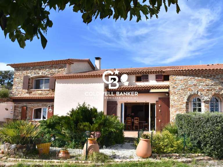 House with Sea view La Londe-les-Maures - 2 bedrooms - 187m²