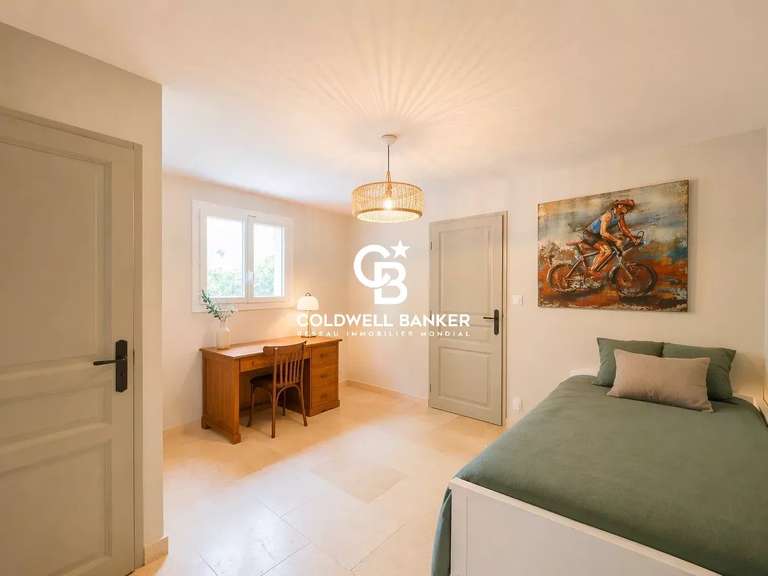 Maison Carqueiranne - 6 chambres - 213m²