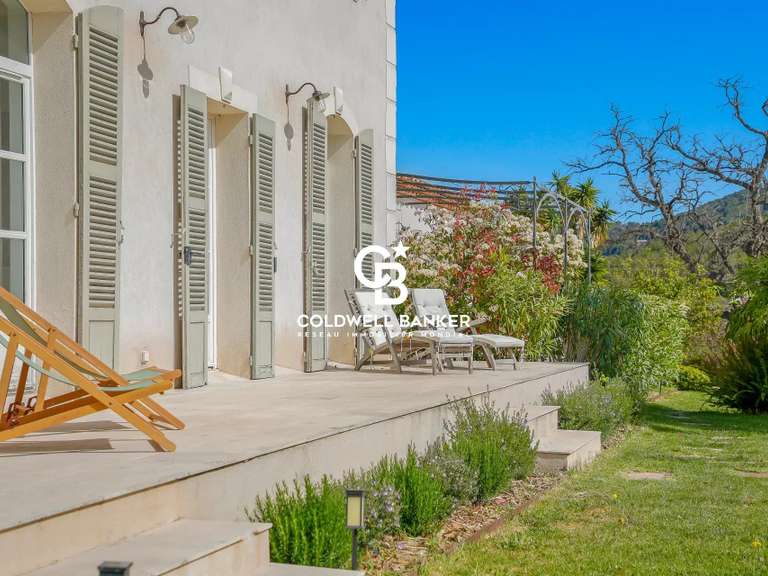 Maison Carqueiranne - 6 chambres - 213m²
