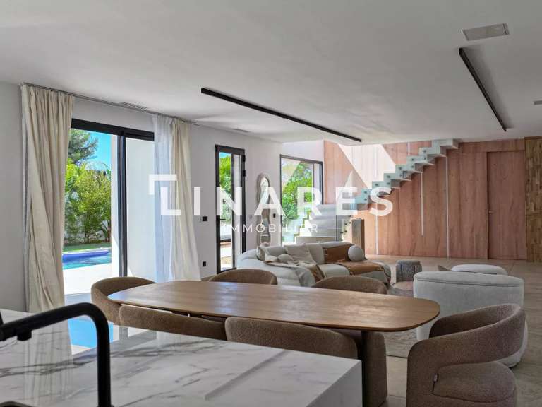 Maison Marseille 11e - 4 chambres - 230m²