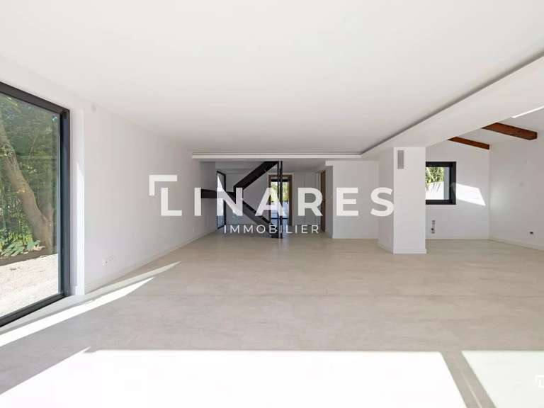 Maison Marseille 11e - 4 chambres - 160m²
