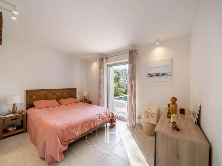 Maison Boulouris - 4 chambres - 212m²