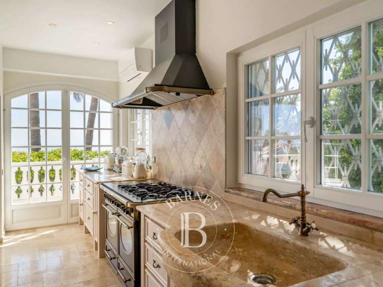 Maison Théoule-sur-Mer - 4 chambres - 325m²