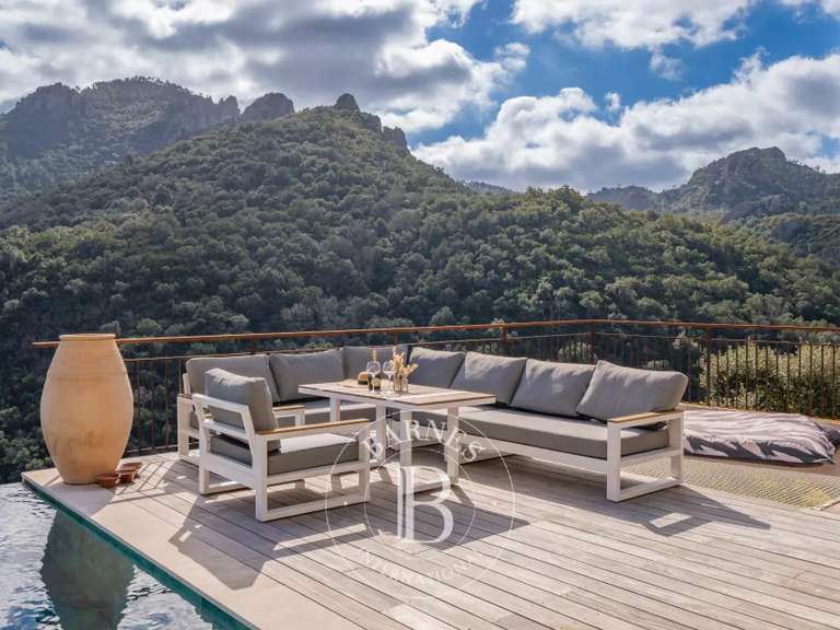 Maison Mandelieu-la-Napoule - 5 chambres - 318m²