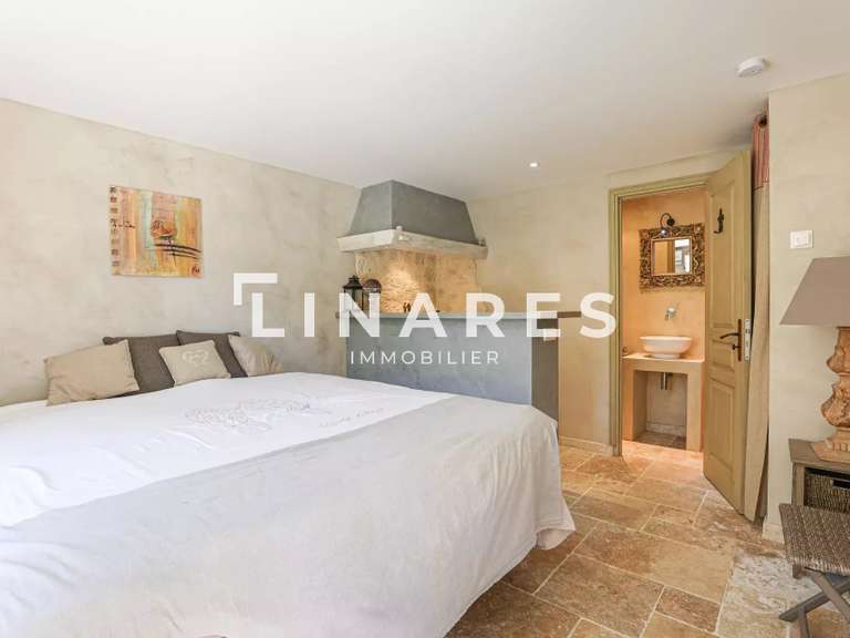 Maison Trets - 6 chambres - 230m²