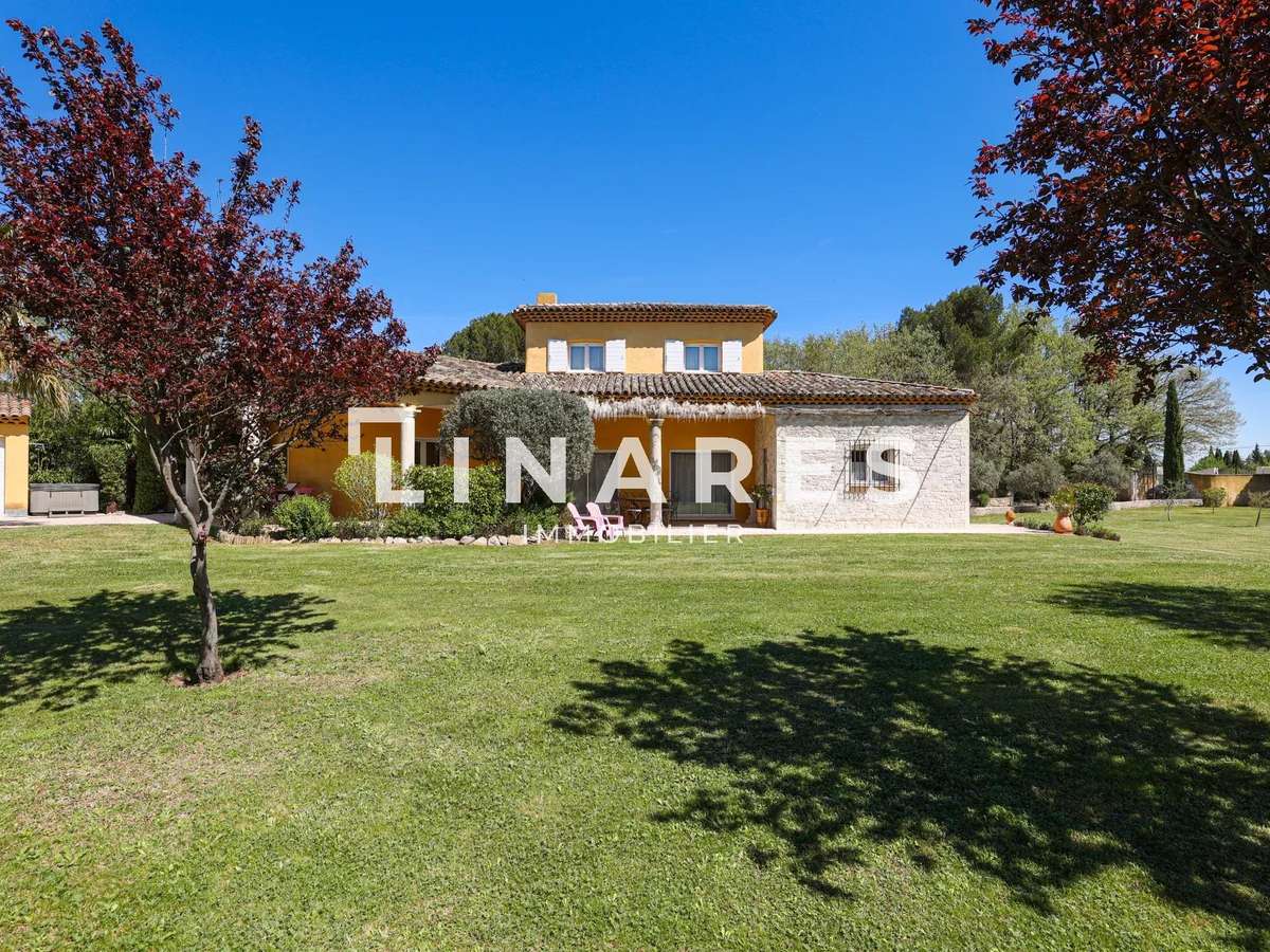 Maison Trets