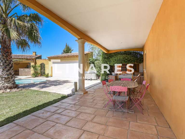 Maison Trets - 6 chambres - 230m²