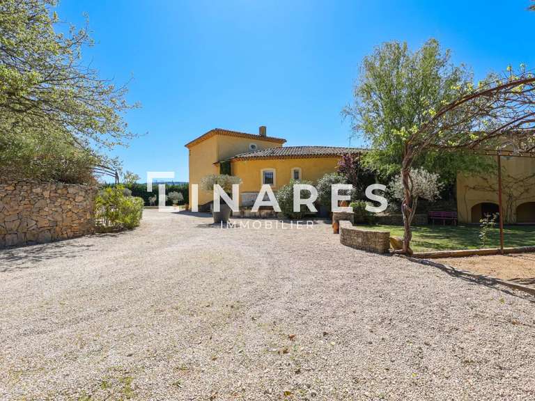 Maison Trets - 6 chambres - 230m²