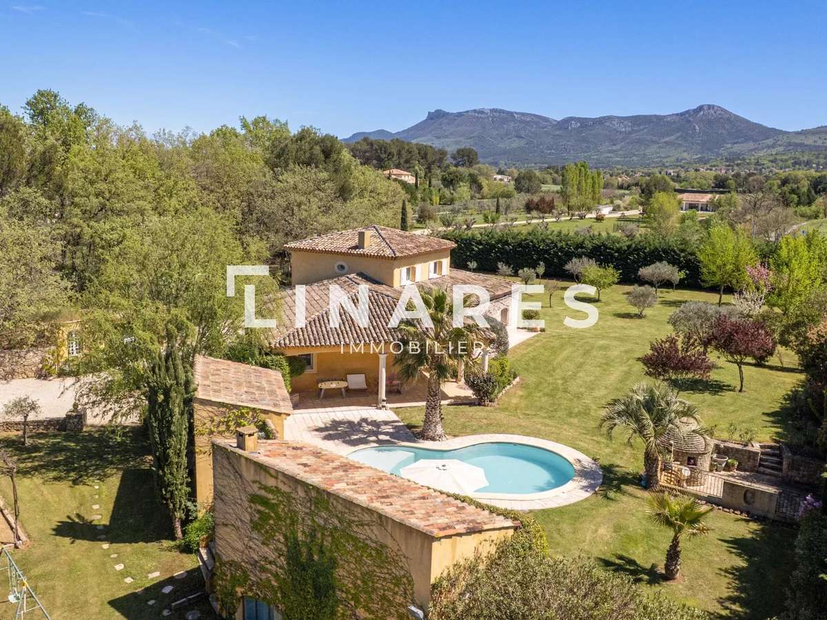 Maison Trets