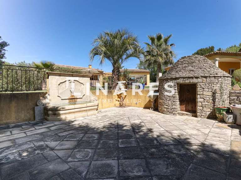 Maison Trets - 6 chambres - 230m²