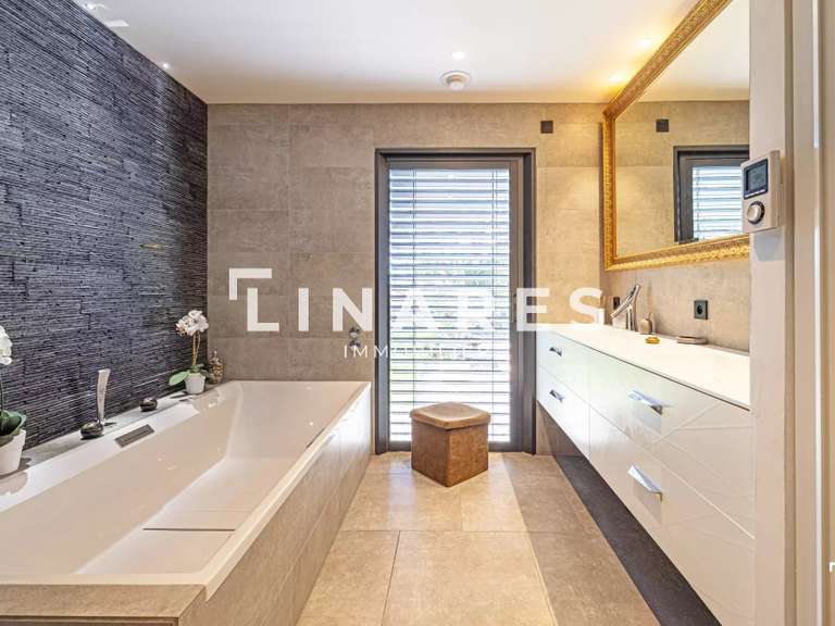 Maison Marseille 11e - 4 chambres - 153m²