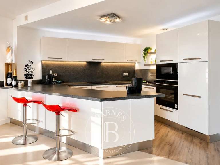 Maison Cannes - 4 chambres - 212m²
