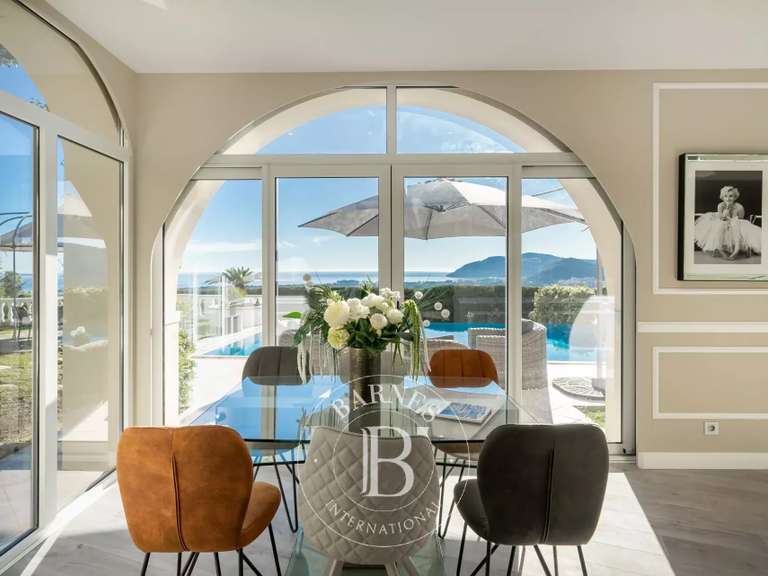 House with Sea view La napoule - 5 bedrooms - 299m²