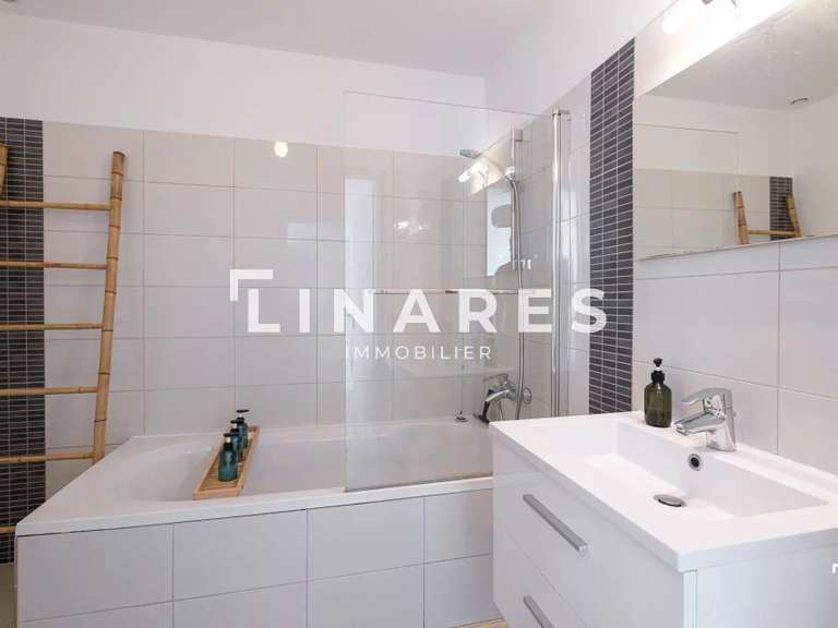 Maison Marseille 9e - 3 chambres - 182m²