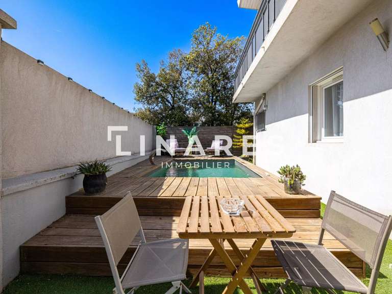 Maison Marseille 9e - 3 chambres - 182m²