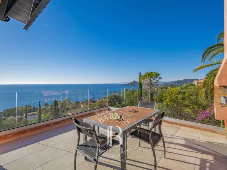 Maison avec Vue sur mer Antheor - 4 chambres - 204m²