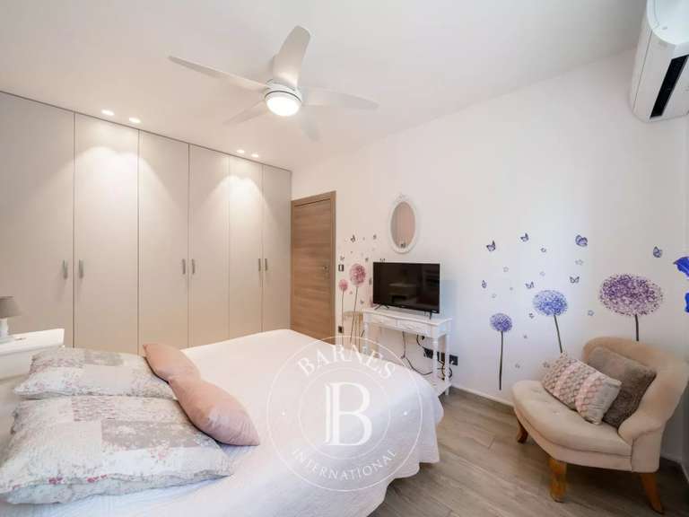 Maison Mandelieu-la-Napoule - 4 chambres - 221m²