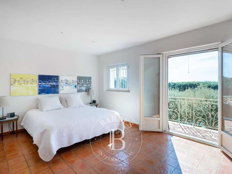 Maison Saint-Raphaël - 5 chambres - 300m²